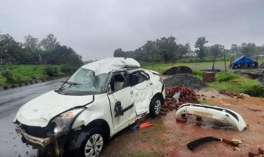 रामगढ़: रांची-पटना NH पर कुजू में  डिवाइडर से टकराकर पलटी कार, बिहार के तीन  युवकों की मौत