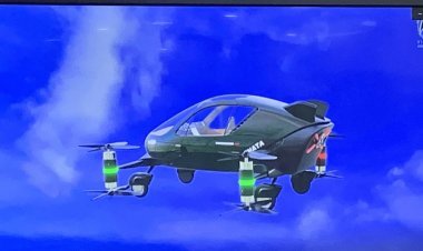 इंडिया में जल्द शुरू हो सकती है पहली हाइब्रिड फ्लाइंग कार: ज्योतिरादित्य सिंधिया 