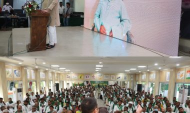 लालू यादव ने बिहार आरजेडी नेताओं को पढ़ाया अनुशासन का पाठ, सेंट्रल गवर्नमेंट साधा निशाना