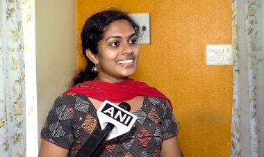 केरल: मजदूर की बेटी अश्वथी एस ने पास की UPSC एग्जाम, कहा- पूरा हुआ 15 साल का सपना