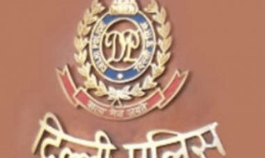 दिल्ली पुलिस के 40 सीनियर IPS अफसरों का ट्रांसफर, दीपेंद्र पाठक बने स्पेशल सीपी लॉ एंड ऑर्डर
