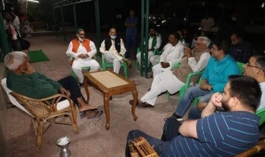 बिहार:लालू यादव से रात को बीजेपी लीडर आरके सिन्हा व नंद किशोर की मुलाकात, कांग्रेस बोली- पहले हो चुकी  है डील