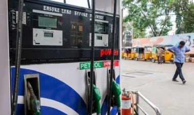 पेट्रोल-डीजल हुआ सस्ता, सेंट्रल गवर्नमेंट ने घटायी एक्साइज ड्यूटी, यूपी, बिहार समेत आठ स्टेट ने वैट में की कटौती 