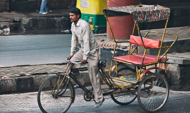 ओड़िसा: बुजुर्ग महिला ने रिक्शा चालक के नाम कर दी करोड़ों की संपत्ति