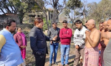 नेशनल शूटर कोनिका लायक के परिजनों से मिले धनबाद एमएलए राज सिन्हा, विधानसभा में उठायेंगे मौत का मामला 