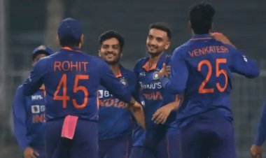 Ind vs WI 3rd T20: टी-20सीरीज में भी टीम इंडिया ने किया वेस्टइंडीज का क्लीन स्वीप, लास्ट मैच 17 रनों से जीती