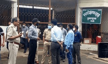 रांची:  बाल सुधार गृह में रेड, तीन मोबाइल, गांजा-चिल्लम बरामद, बंदियों ने सुरंग बना छुपा रखा था मोबाइल