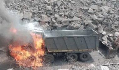 धनबाद: बीसीसीएल की निश्चतपुर कोलियरी में हाइवा में लगी आग