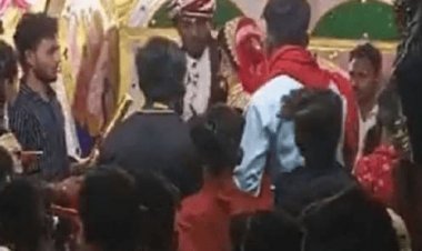 उत्तर प्रदेश: हमीरपुर में वरमाला के दौरान दुल्हन ने दुल्हे पर बरसाये थप्पड़