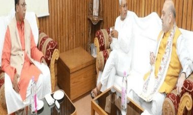 बिहार: CM नीतीश कुमार ने अमित शाह पटना एयरपोर्ट पर बंद कमरे में काफी देर तक की बातचीत