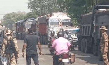 धनबाद: भौंरा में ग्रामीणों ने अवैध कोयला लदे पांच ट्रकों को पकड़कर पुलिस को सौंपा