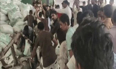 गुजरात: मोर्बी जिले में नमक फैक्ट्री की दीवार ढहने से 12 लोगों की मौत