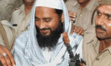 उत्तर प्रदेश: वाराणसी सीरियल ब्लास्ट मामले में आतंकी वलीउल्लाह को फांसी की सजा