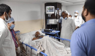 नई दिल्ली: AIIMS ICU में एडमिट लालू यादव की हालत में सुधार,   खिचड़ी खायी, नित्यानंद, पशुपति व पप्पू ने जाना हाल