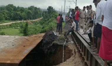 धनबाद: प्रधानखंटा छाताकुल्ही में निर्माणाधीन रेलवे अंडरपास   का मिट्टी धंसा, चार मजदूरों की दबकर मौत