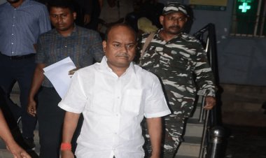 झारखंड: CM हेमंत के विधायक प्रतिनधि पंकज मिश्रा का कारनामा, डमी कंपनियों के सहारे लोगों को दिलाता था टेंडर