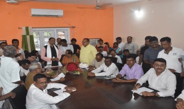 धनबाद: कांग्रेस जिलाध्यक्ष के लिए 30 नेताओं ने नॉमिनेशन किया