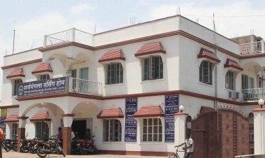 धनबाद: सर्वमंगला नर्सिंग होम में प्रसव के दौरान नवजात की हालत बिगड़ी, ब्रेन डेड, वेंटिलेटर पर रखा गया