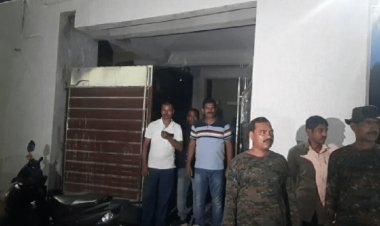 पश्चिम बंगाल CID की टीम का रांची में एडवोकेट राजीव कुमार के घर व ऑफिस पर  रेड