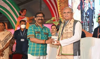 भूपेश बघेल का बीजेपी पर तंज, सेंट्रल ने केंद्र ने हेमंत गवर्नमेंट पर बाउंसर फेंका, नीतीश ने बिहार में लगाया छक्का