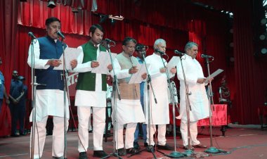 बिहार: कैबिनेट में तेजस्वी ने साधा MY समीकरण, JDU-कांग्रेस ने रखा जातियों का ध्यान