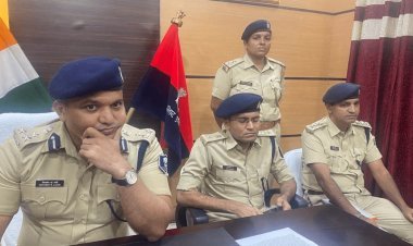 बिहार: मधेपुरा के फर्जी कालगर्ल सप्लायर मामले में  छह पुलिसकर्मी सस्पेंड, DSP को क्लीन चिट