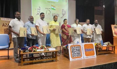 नई दिल्ली : JNU में ट्रिब्यूट वॉल के भूमि पूजन समारोह, संजय शेरपुरिया को मिला सम्मान