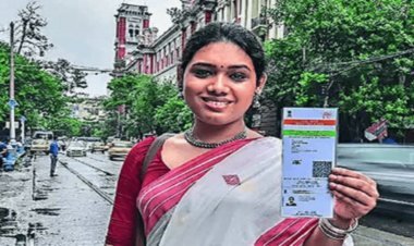 पश्चिम बंगाल: आधार कार्ड पर ट्रांसजेंडर टैग पाने वाली पहली बनीं अनुप्रभा दास