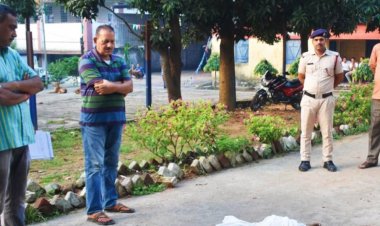 धनबाद: हिल कॉलोनी में RPSF के कांस्टेबल ने बैरक के छत से कूदकर कर ली सुसाइड