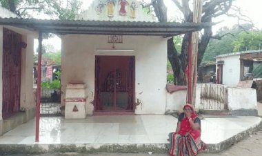 धनबाद: बजरंग बली को रेलवे ने भेजा नोटिस, चेतवानी दी,कहा- जगह खाली करें, नही तो होगी कार्रवाई