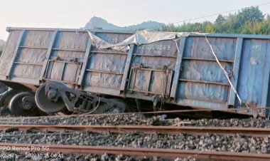 आज धनबाद नहीं आयेगी दोनों राजधानी समेत कई ट्रेनें, ब्रेक फेल होने से मालगाड़ी हुआ एक्सीडेंट