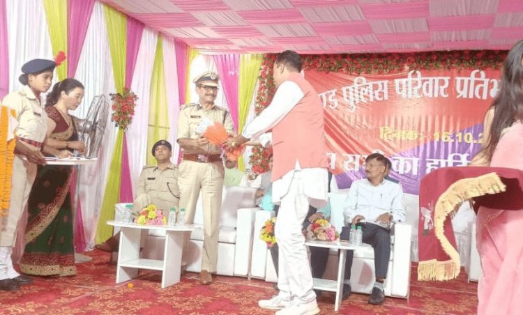 झारखंड पुलिस परिवार प्रतिभा सम्मान समारोह, DGP ने सफलता पाने वाले 74 लोगों को किया सम्मानित