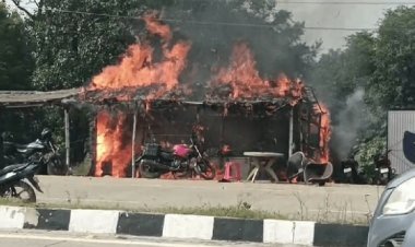 धनबाद : मघुबन में इलिगल कोल के धंधे में वर्चस्व को लेकर दो पक्षों में खूनी संघर्ष, बमबाजी व फायरिंग, अगलगी