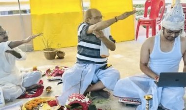 शादी के दिन लैपटॉप पर काम करता दूल्हा, सोशल मीडिया में फोटो ‍वायरल, आ रहे तरह-तरह के कमेंट्स