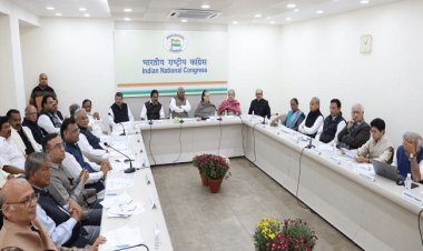 कांग्रेस संचालन समिति की बैठक: पार्टी के सभी पदाधिकारी की जिम्मेदारी हो तय, तभी मिलेगी चुनाव में जीत : खरगे