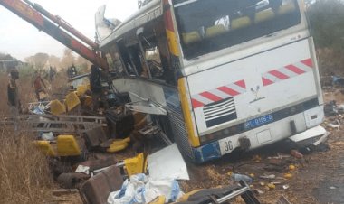 मध्य सेनेगल में दो बसों के बीच टक्कर, 40 लोगों की मौत