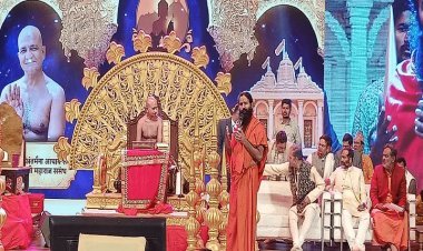 Giridih: जैन मुनि आचार्यश्री 108 प्रसन्न सागर ने पारसनाथ पर्वत पर किया महापारणा