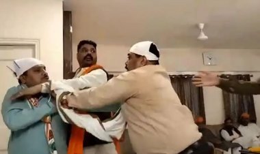 Bihar: पटना साहिब में फोटो खिंचवाने को लेकर भिड़े कांग्रेसी, गाली-गलौज, जमकर लात-घूंसे भी चले