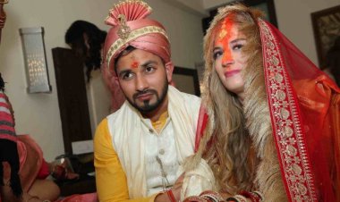 US की कलोडिया ने झारखंड के तुषार से रचायी शादी, सात समंदर पार रांची में लिये“सात फेरे”