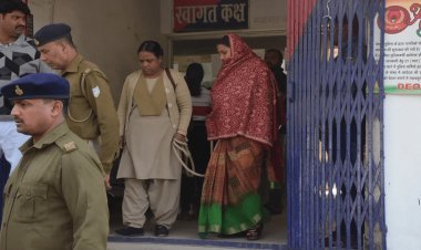 Jharkhand:  देवघर में दो पुलिस कांस्टेबल की शहादत मामले में महिला समेत आठ आरोपी अरेस्ट, गये जेल