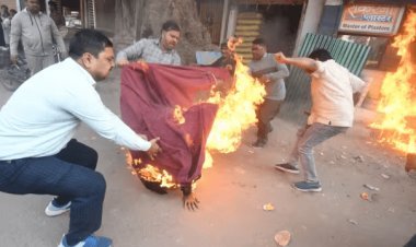 Patna: अतिक्रमण हटाने के दौरान बवाल, टीम के सामने दुकानदार ने खुद को आग लगाई