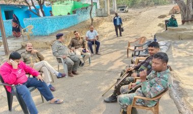 Dhanbad: गोपालीचक पासी धौड़ा में छेड़खानी पर दो गुटों में झड़प, दर्जनों घायल