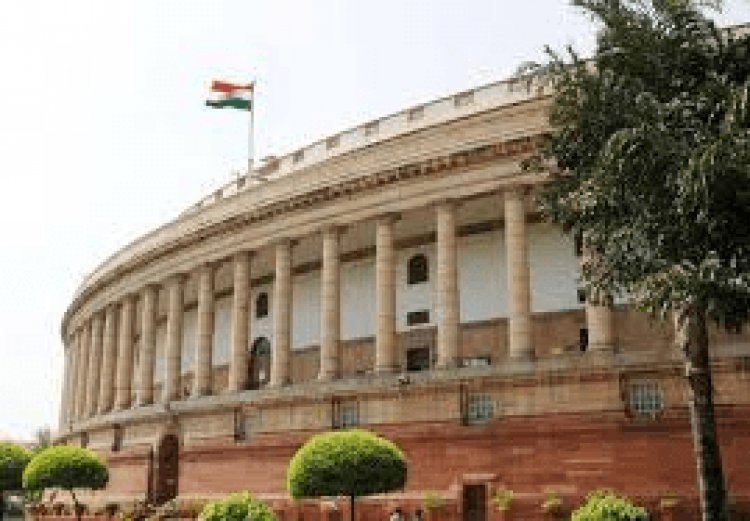 NDA के लिए खुल रहा 2/3 बहुमत का रास्ता? TMC-AAP में बगावत से बदला संसद का गणित, विपक्ष की बढ़ी टेंशन