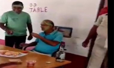 Godda: महगमा पुलिस स्टेशन में पी रहे थे शराब, एसपी ने पांच पुलिसकर्मियों को किया सस्पेंड