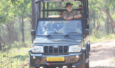 आनंद महिंद्रा ने शेयर की PM नरेंद्र मोदी की फोटो, कहा - ये है बांदीपुर यात्रा की सबसे अच्छी फोटो