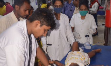 Dhanbad:  बलियापुर में भोक्ता मेला में गुपचुप व चाट खाने से 100 लोग बीमार