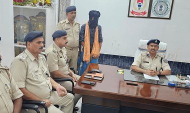 Jharkhand : बेटे ने ही किया था पिता का मर्डर, बकायेदारों से बचने के लिए रची साजिश, पुलिस ने किया खुलासा