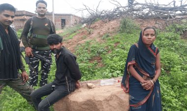 Jharkhand: लातेहार में CRPF को मिली बड़ी सफलता, झारखंड क्रांति मोर्चा के शंकर व उसकी वाइफ अरेस्ट