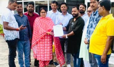 Dhanbabd: जनता श्रमिक संघ की कतरास एरिया कमेटी गठित, पदाधिकारियों ने की रागिनी सिंह से मुलाकात