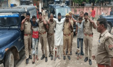 Uttar Pradesh : छात्रा का दुपट्टा खींचनेवालों से एनकाउंटर, पुलिस कांस्टेबल की राइफल छीनकर भाग रहे तीनों मनचले अरेस्ट